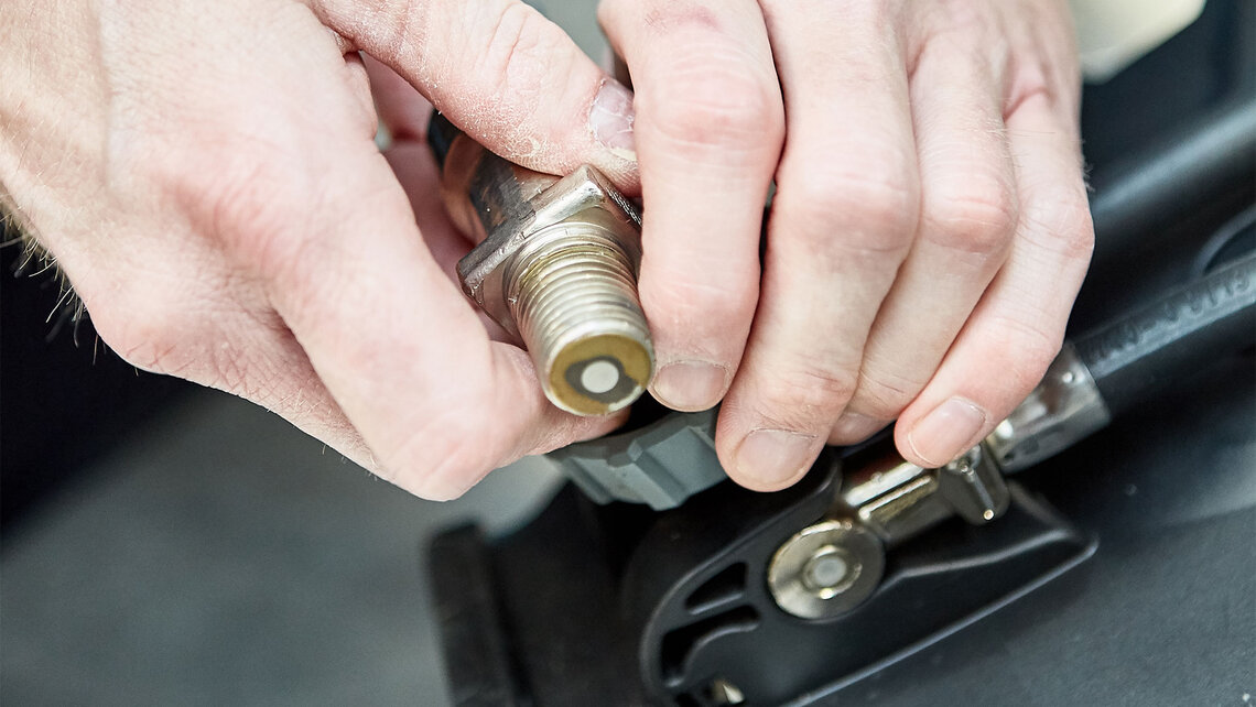 Cleaning respirator fire department Basel