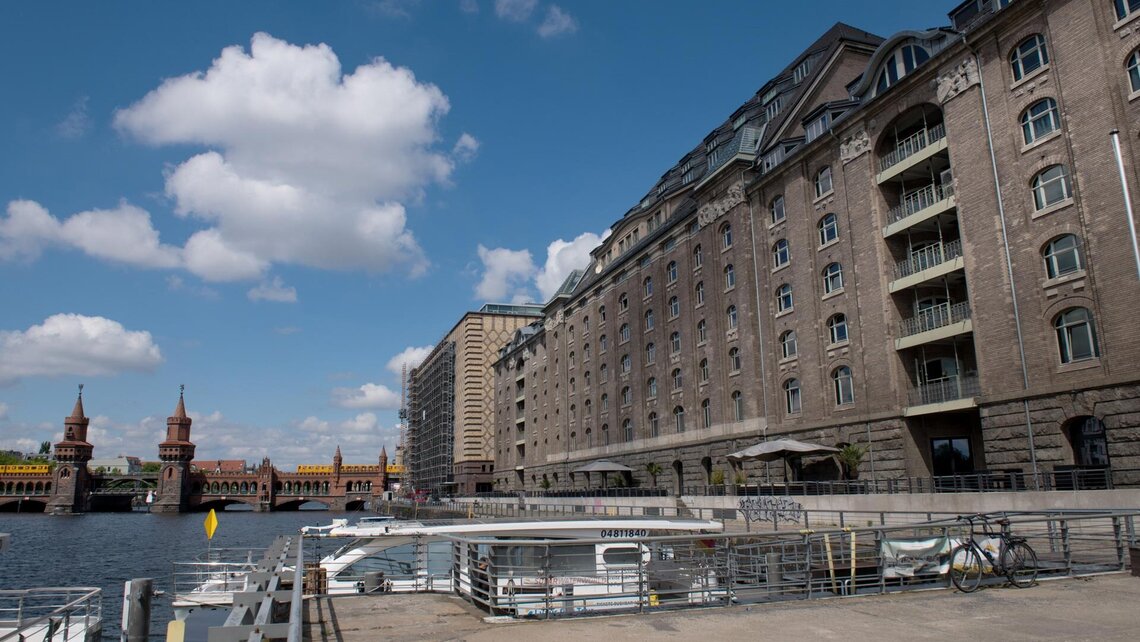 Eventlocation mit Mehrwegkonzept Spreespeicher Berlin Eventlocation mit Mehrwegkonzept Spreespeicher Berlin