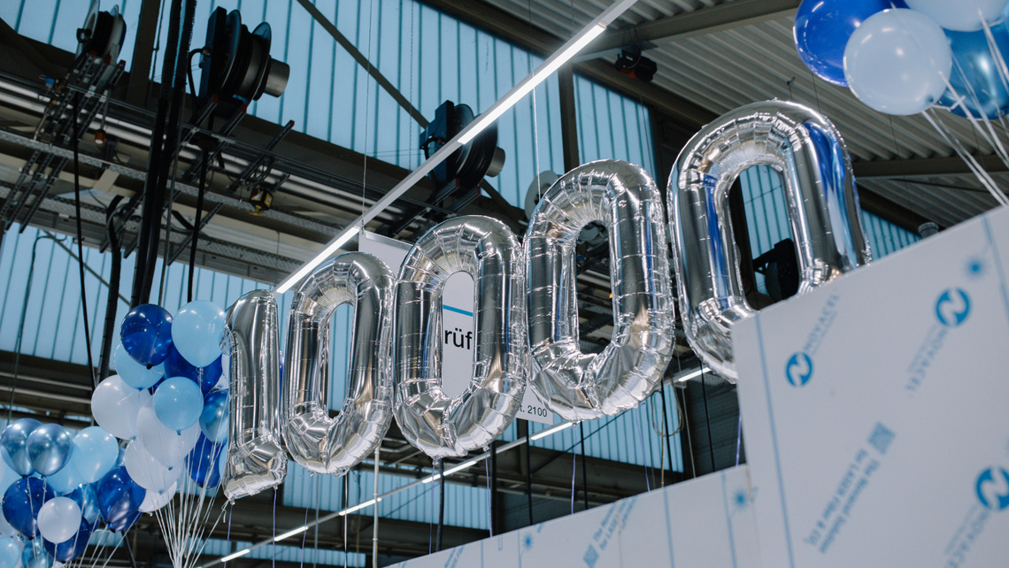 Die 10.000ste M-iQ ist ein Grund zum Feiern bei Meiko