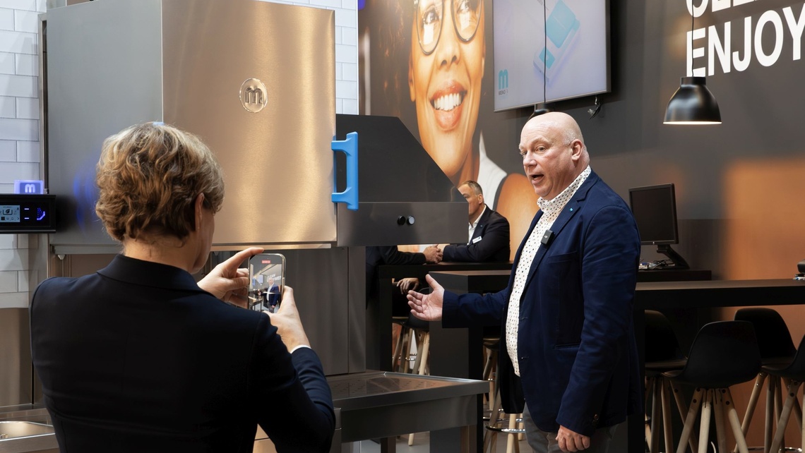 Yannick Dedoyard voor de camera op Horeca Expo
