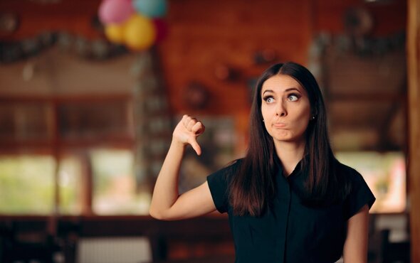 Jak radzić sobie z negatywnymi ocenami restauracji?