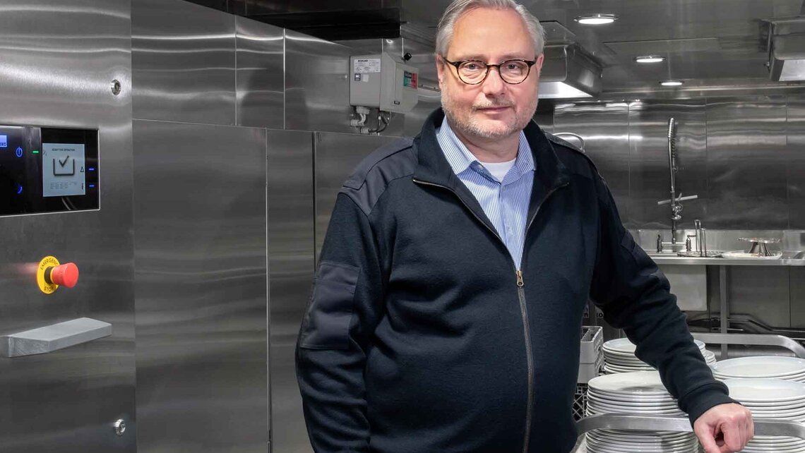 Jürge-Iver Sell, Public Health Manager 