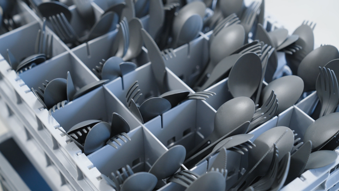 Eine M-iQ namens „Suse“: die Spülmaschine, die Events den Müll abgewöhnt