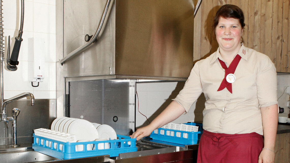 Korbdurchschubspülmaschine DV 80.2