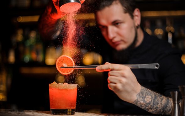 Czy warto inwestować w branżę barmańską?