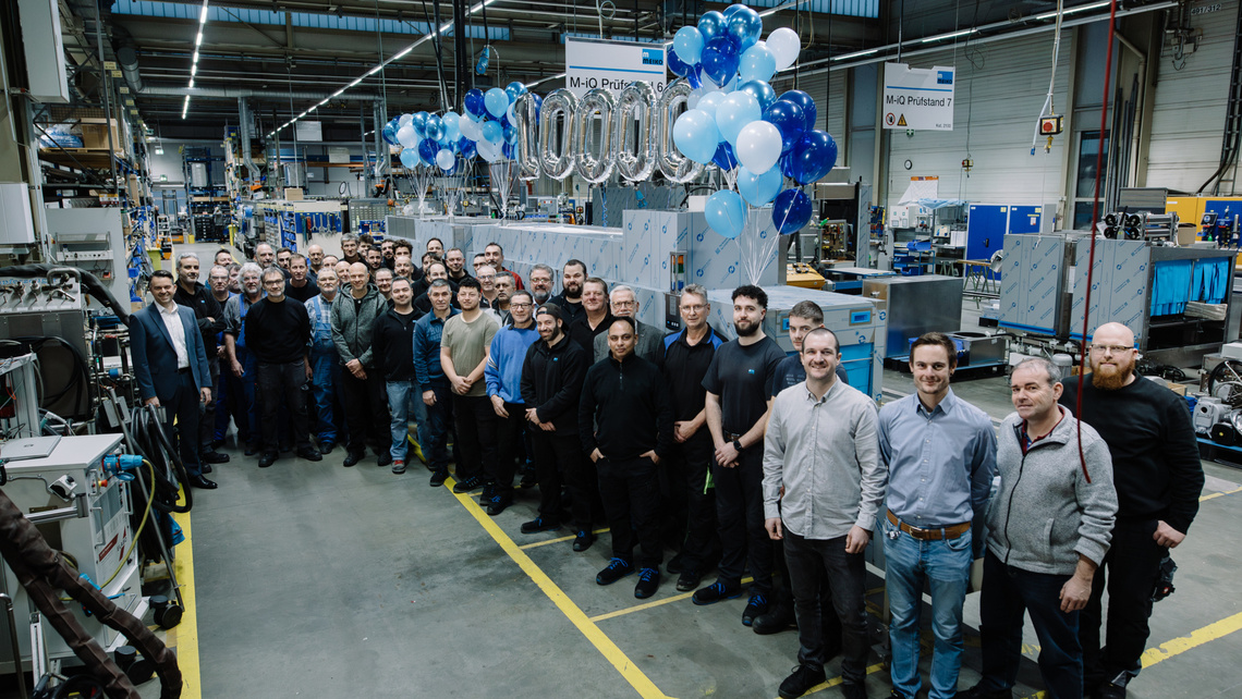 Die 10.000ste M-iQ ist ein Grund zum Feiern bei Meiko